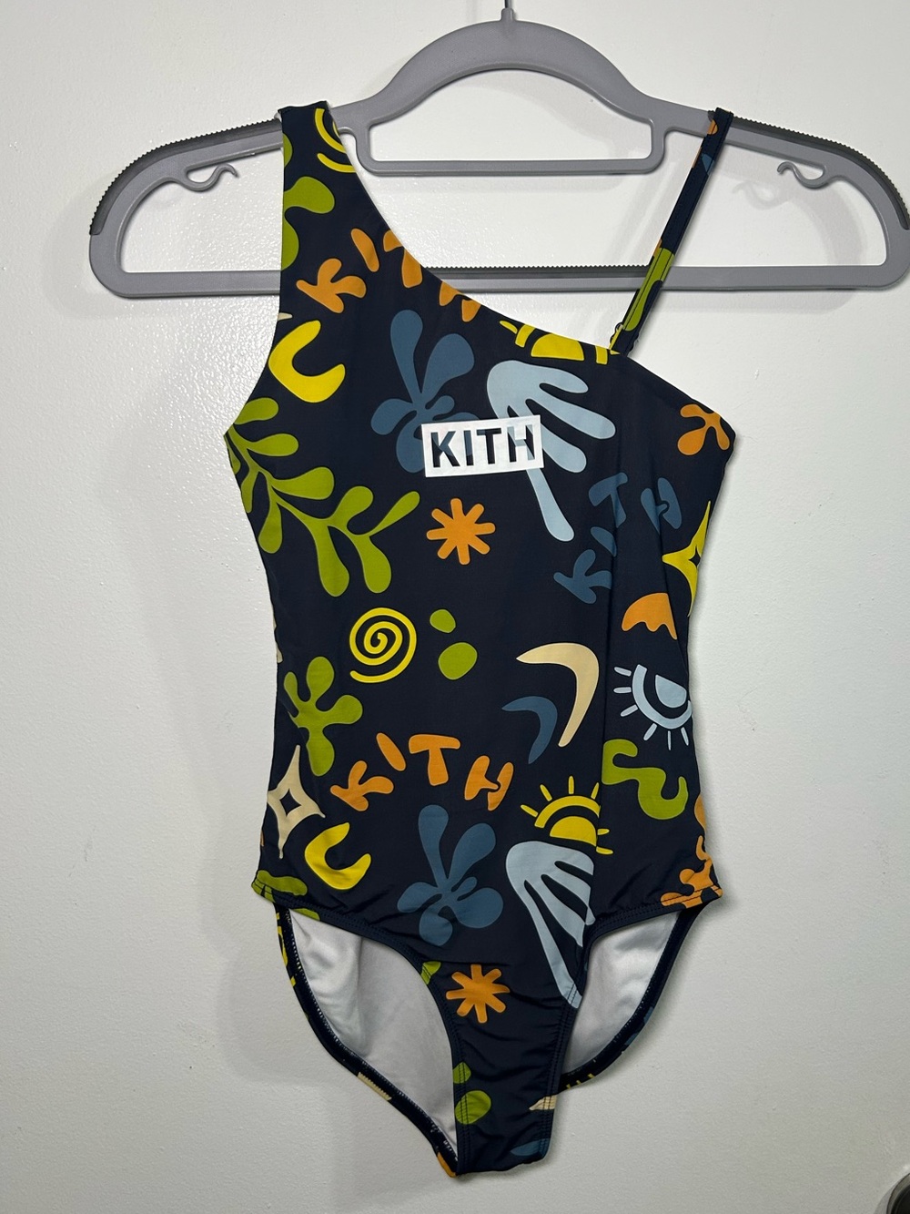 Kith Girls One-Shoulder Swimsuit with Multicolor Abstract Print